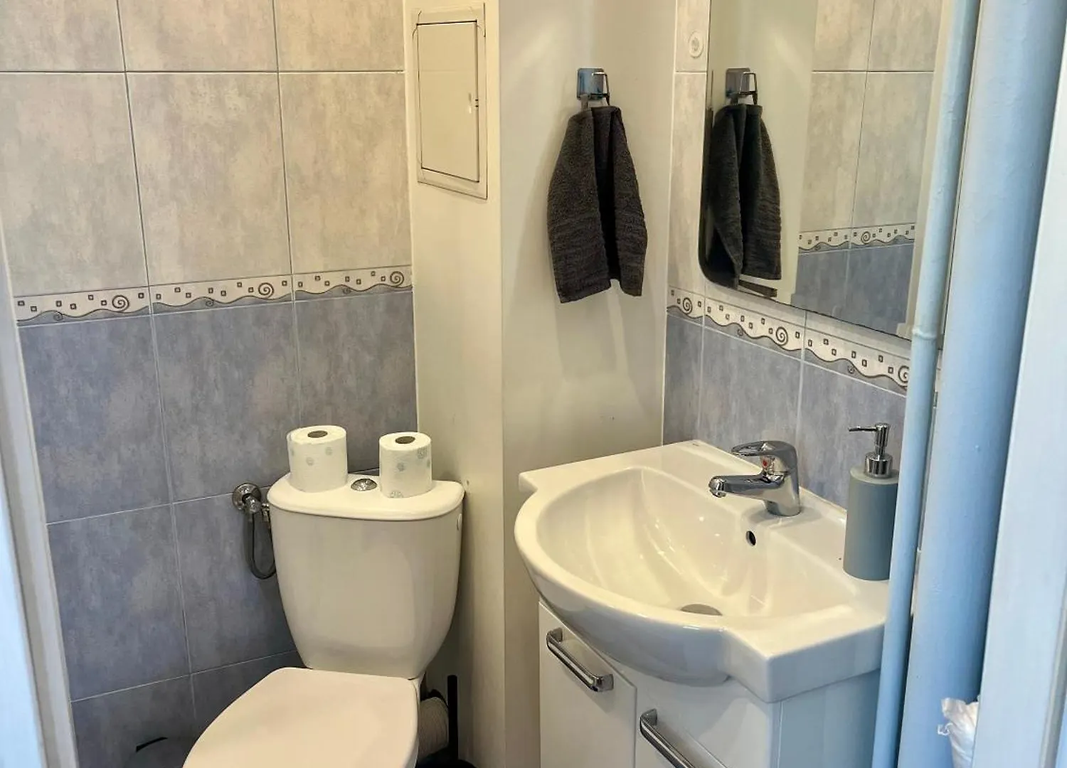 Warsaw City Center Studio Apartment